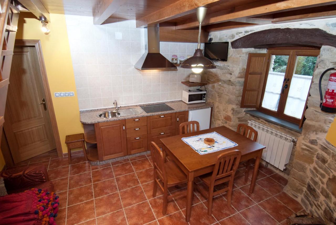 Apartamentos Rurales Tia Vicenta Santa Eulalia de Oscos Esterno foto