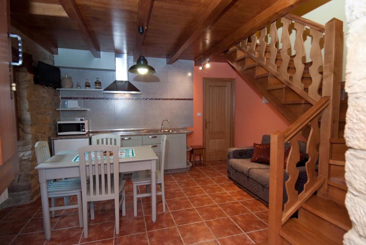 Apartamentos Rurales Tia Vicenta Santa Eulalia de Oscos Esterno foto