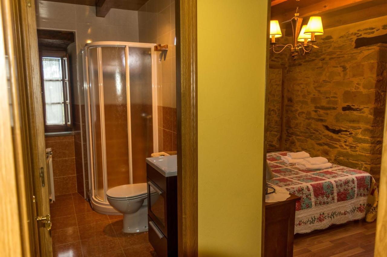 Apartamentos Rurales Tia Vicenta Santa Eulalia de Oscos Esterno foto