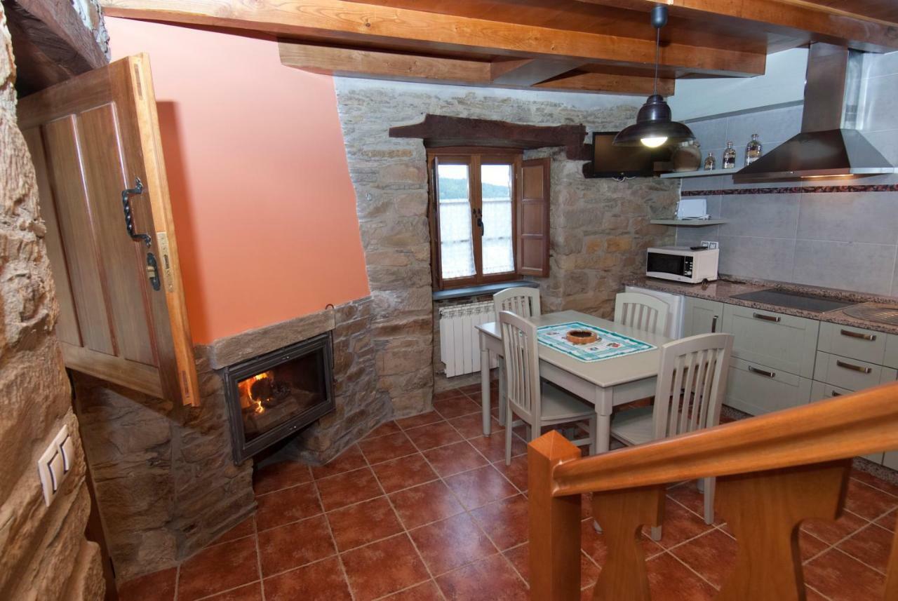 Apartamentos Rurales Tia Vicenta Santa Eulalia de Oscos Esterno foto