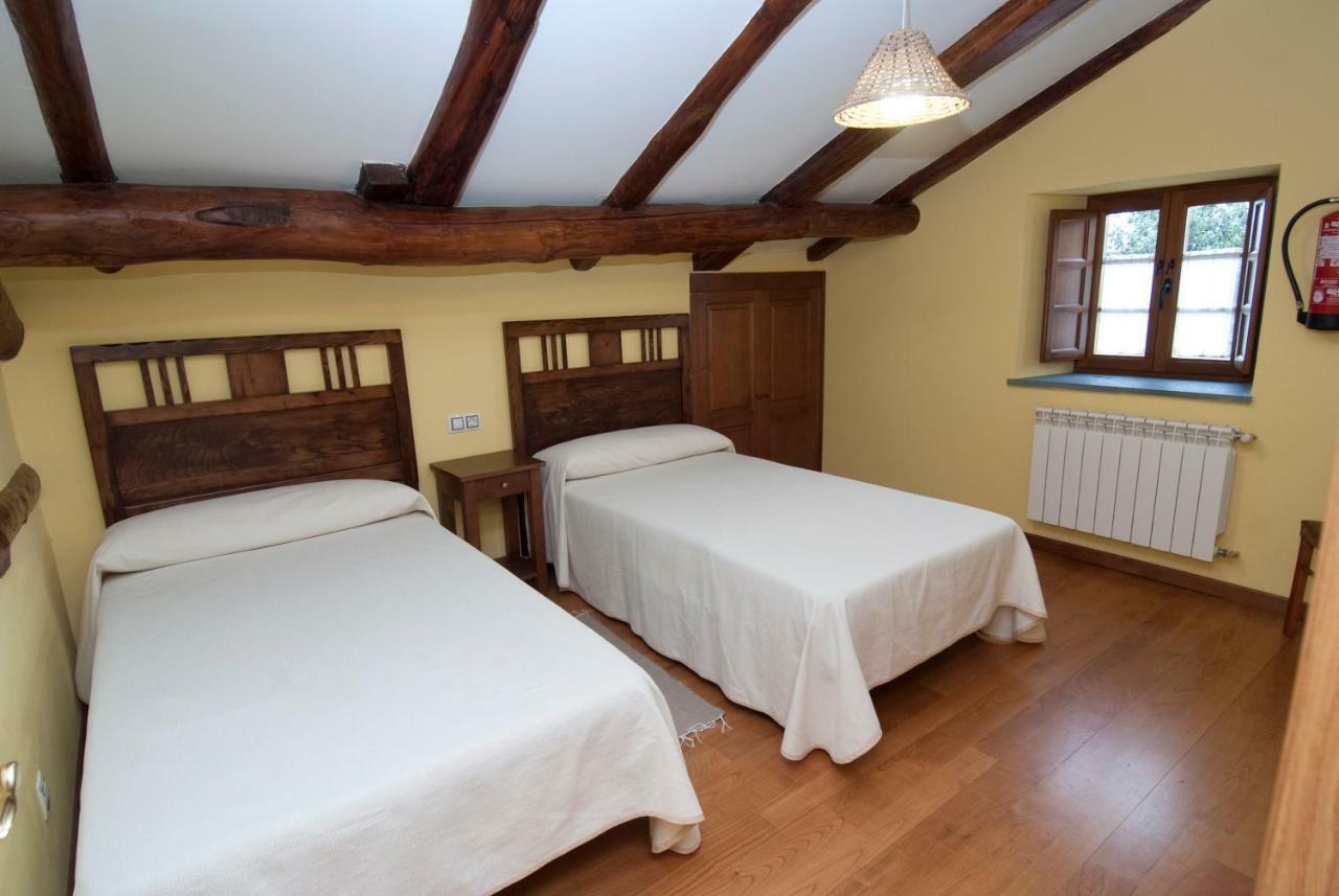 Apartamentos Rurales Tia Vicenta Santa Eulalia de Oscos Esterno foto